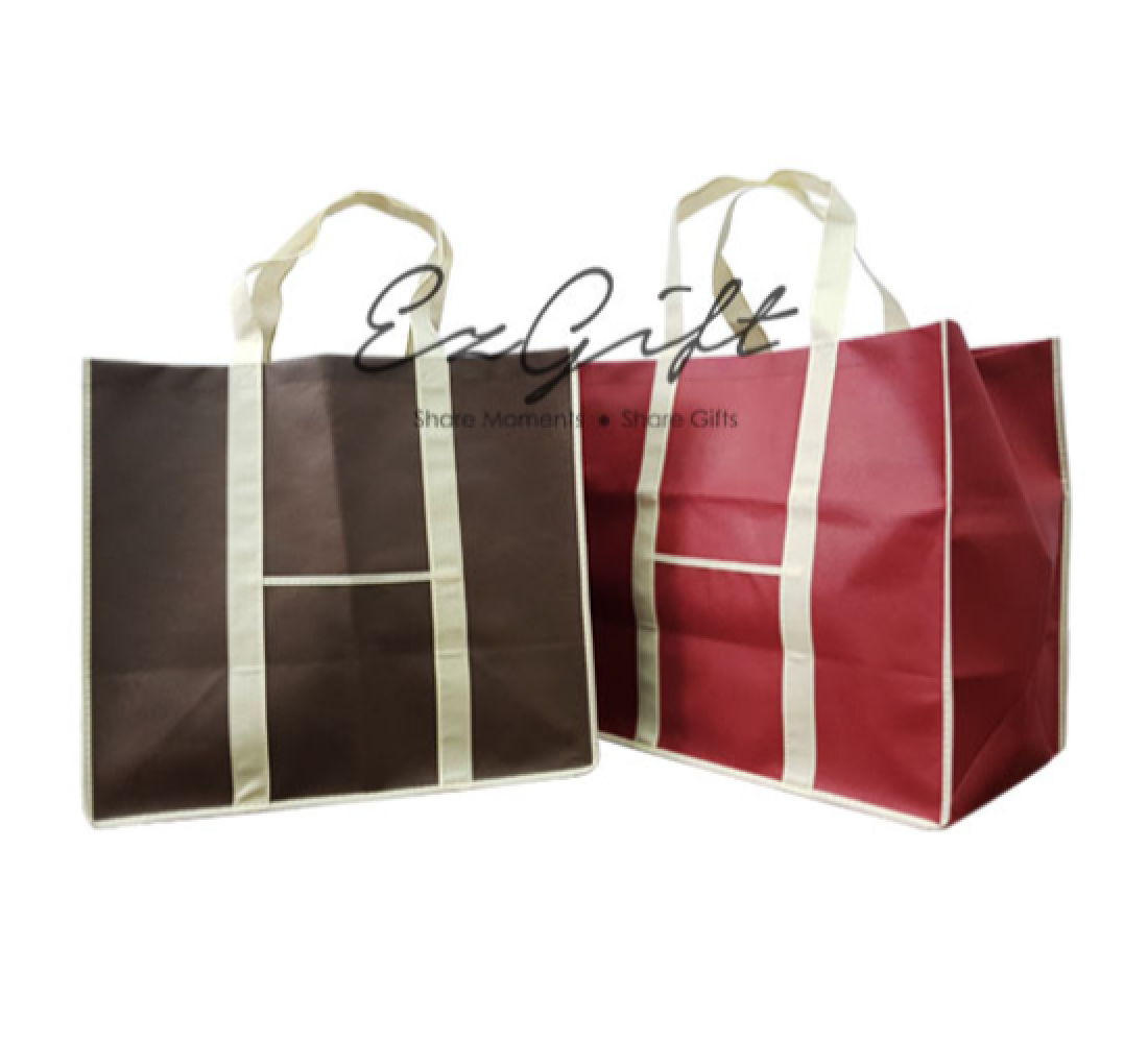 Non woven bags