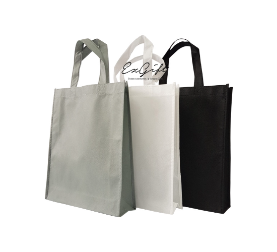 Small Non Woven Bag (Ready Stock with print)