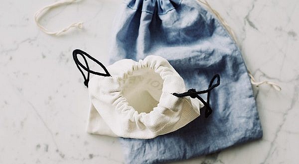 Drawstring bag with silkscreen printing